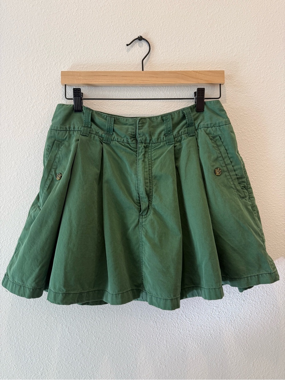 Free People Pleats To Meet You Mini Skirt Black Forest Green Size 10 EUC